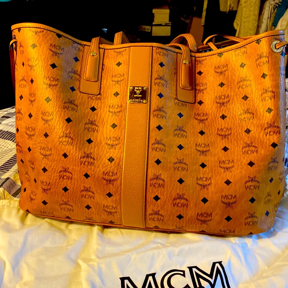 Reversible Liz Shopper Large Cognac Tote